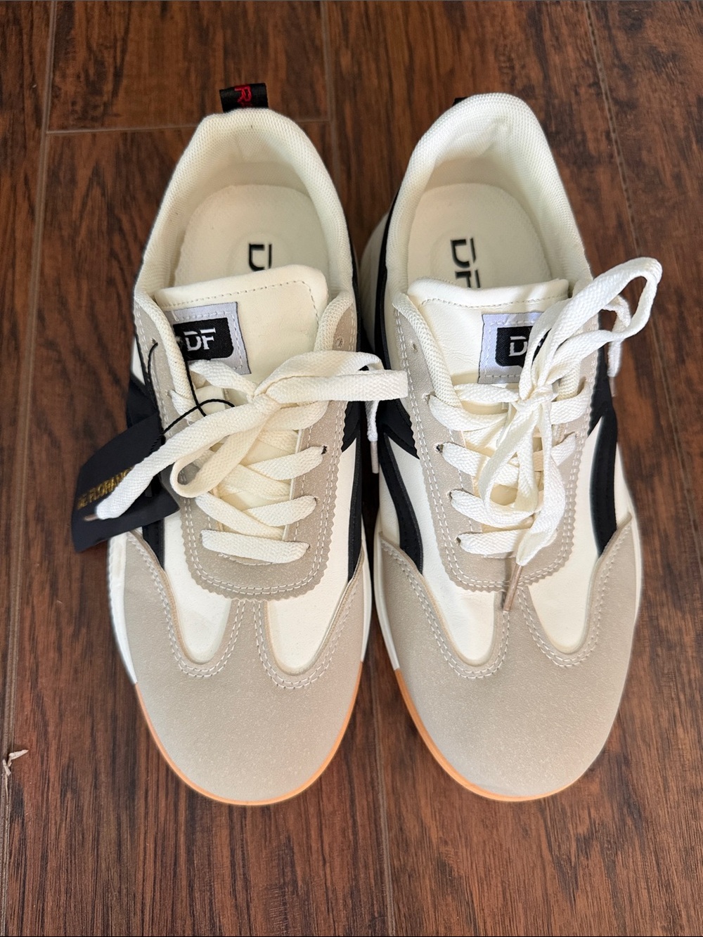 DF Florence Beige and Black Retro Runner Sneakers